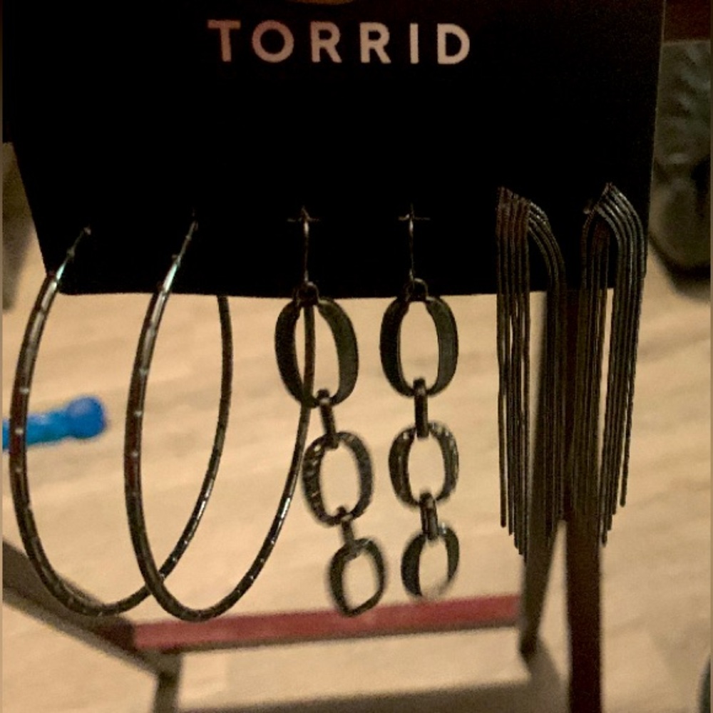 Torrid NWT Dangle Trio Earrings- 1 Hoop Set, 1 Chain Set, And Tear Drop Set.